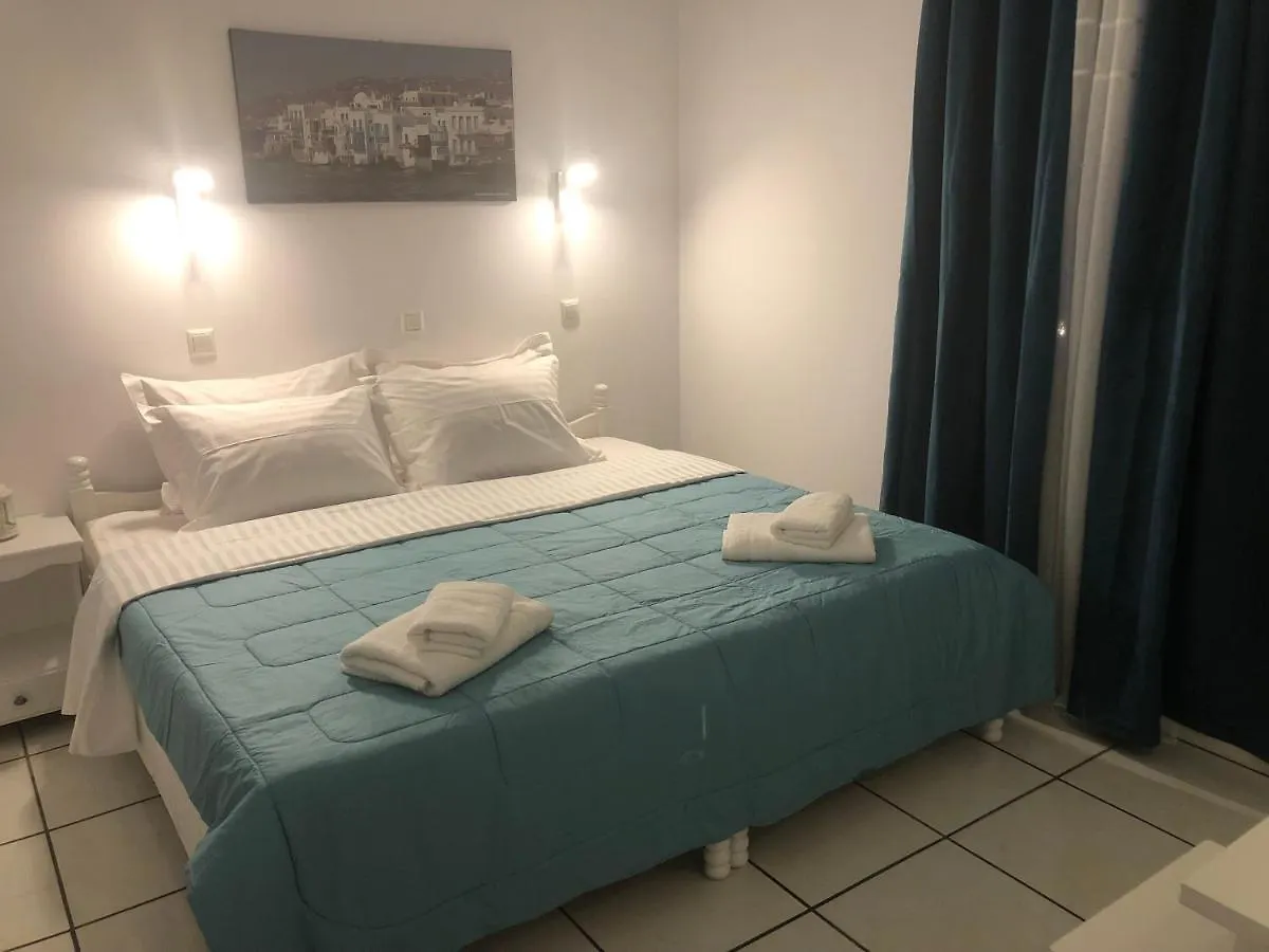 Room 11 Mykonos Town 2*,  Grecja