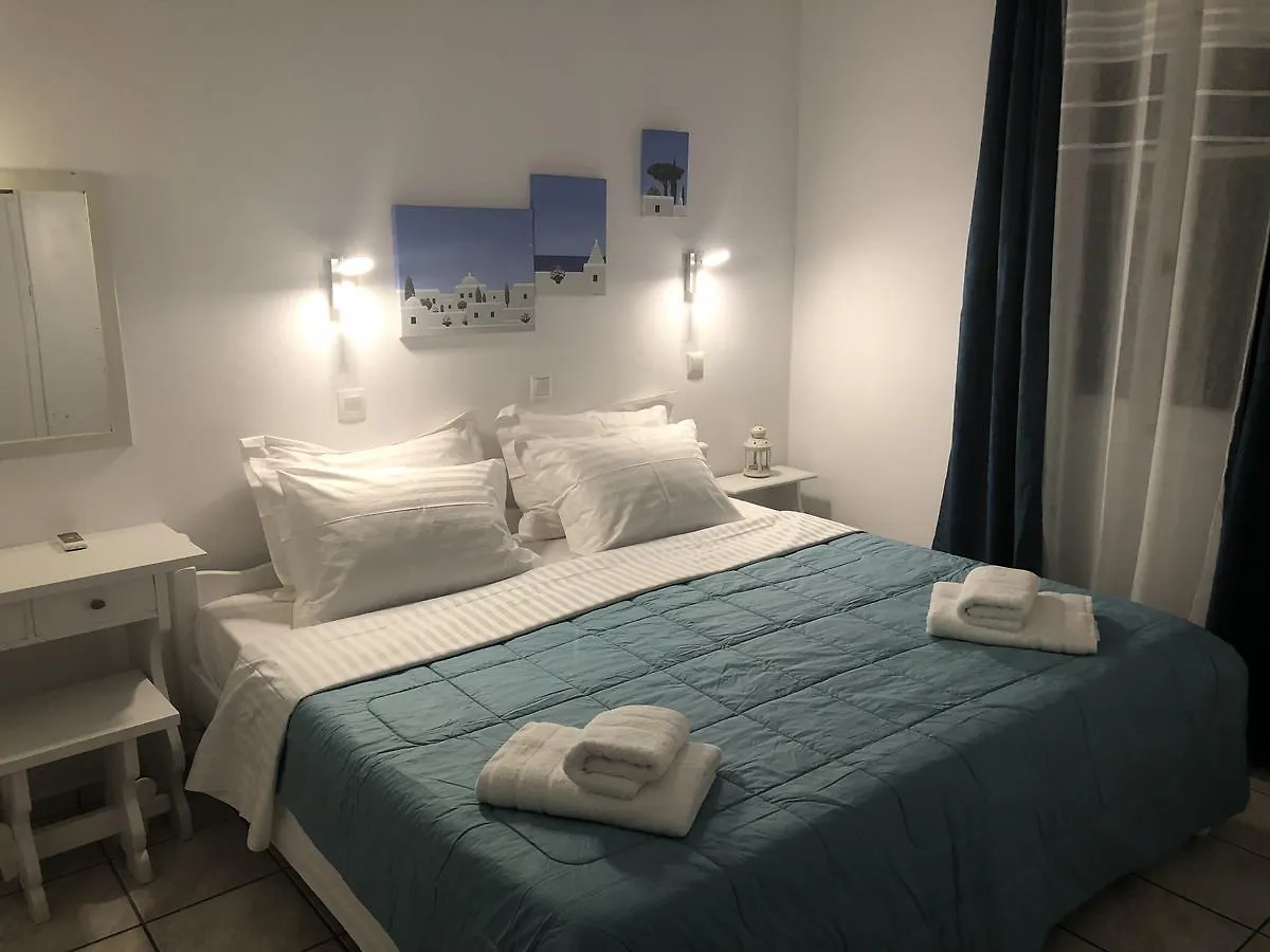 Room 11 Mykonos Town Hotel