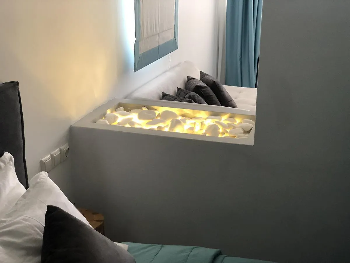 Room 11 Mykonos Town